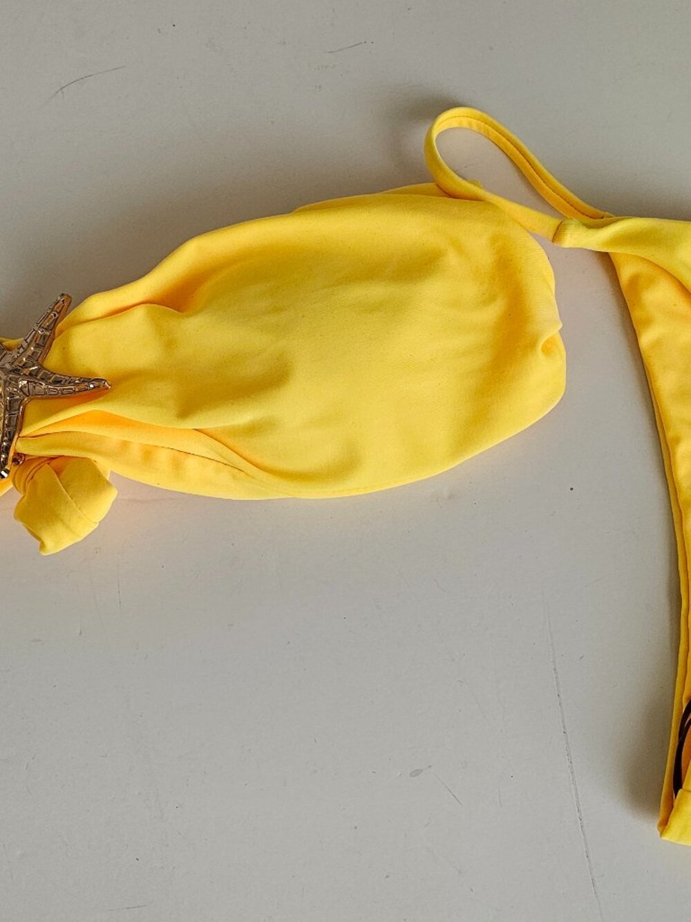 Women's Bandeau Starfish Yellow Thong Bikini Swimsuit Size XS NEW